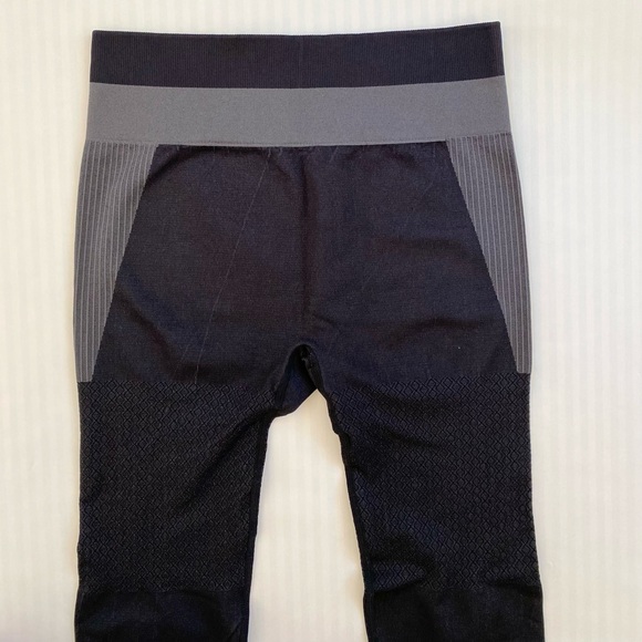 Leggings - Picture 2 of 14